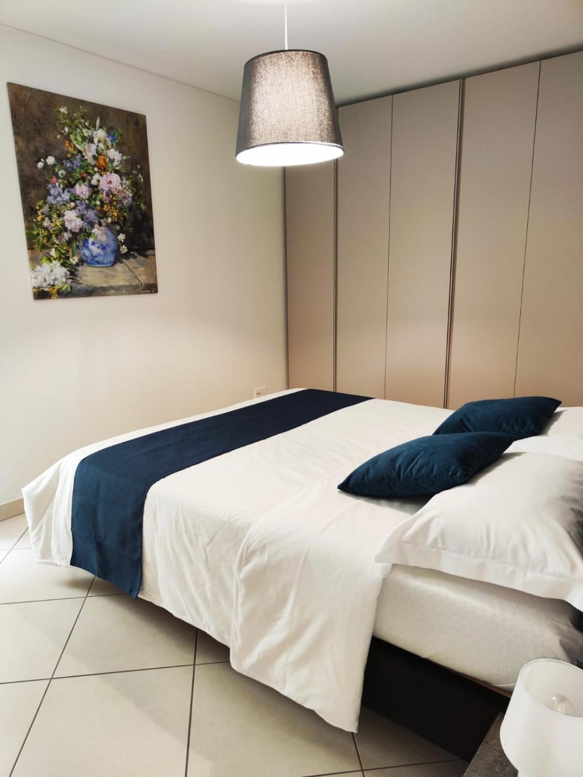 Casa Renoir - Schritte Zum Zee Appartement Locarno Buitenkant foto